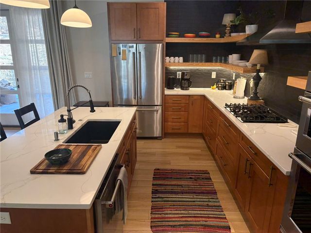 2236 N Marks Mill Lane, Fayetteville, AR 72703