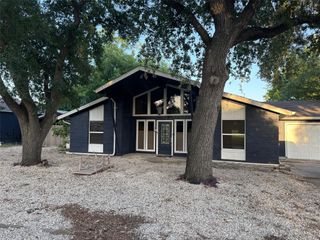 124 Bluff Drive, Livingston, TX 77351