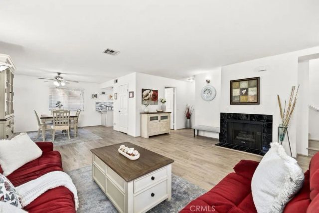 11413 216th, Lakewood, CA 90715