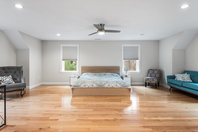 2 Liams Ln, Methuen, MA 01844