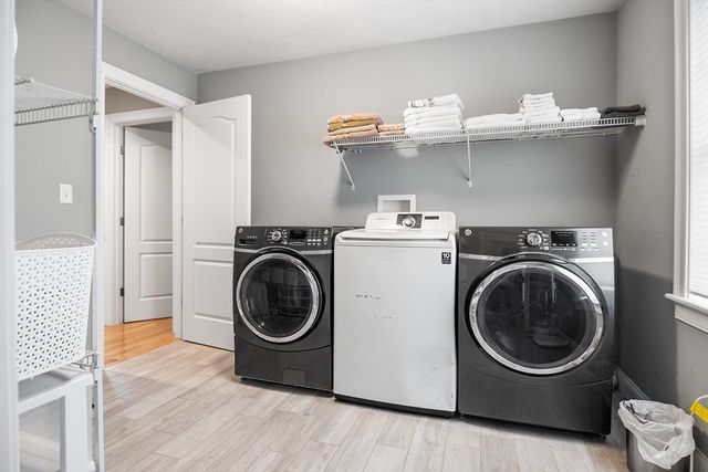 2 Liams Ln, Methuen, MA 01844