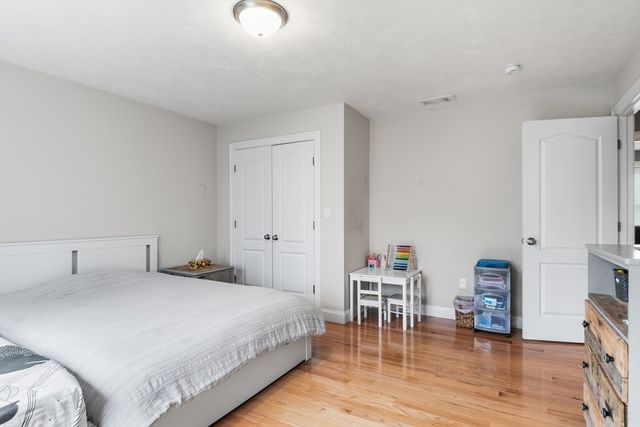 2 Liams Ln, Methuen, MA 01844
