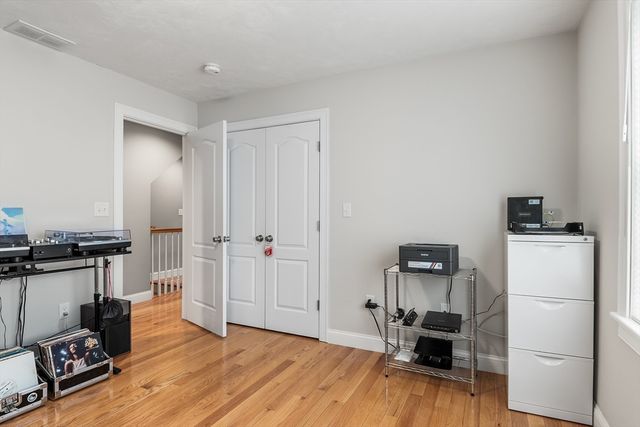 2 Liams Ln, Methuen, MA 01844