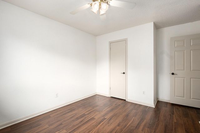 1722 Sherwood Circle, Alvin, TX 77511