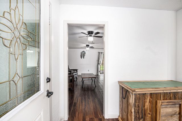 1722 Sherwood Circle, Alvin, TX 77511