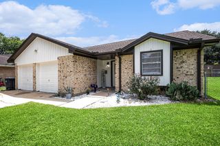 1722 Sherwood Circle, Alvin, TX 77511