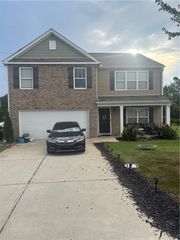 512 Baythorne Way, Pelzer, SC 29669