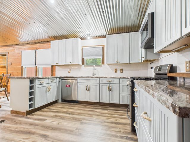 11 Mockingbird Road, New Waverly, TX 77358