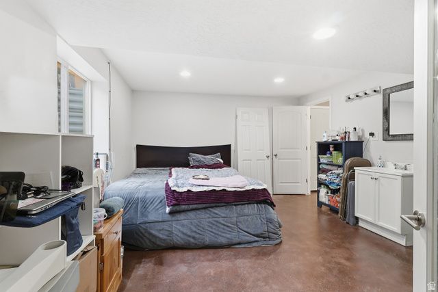 8764 S PEBBLECREEK RD, West Jordan, UT 84081
