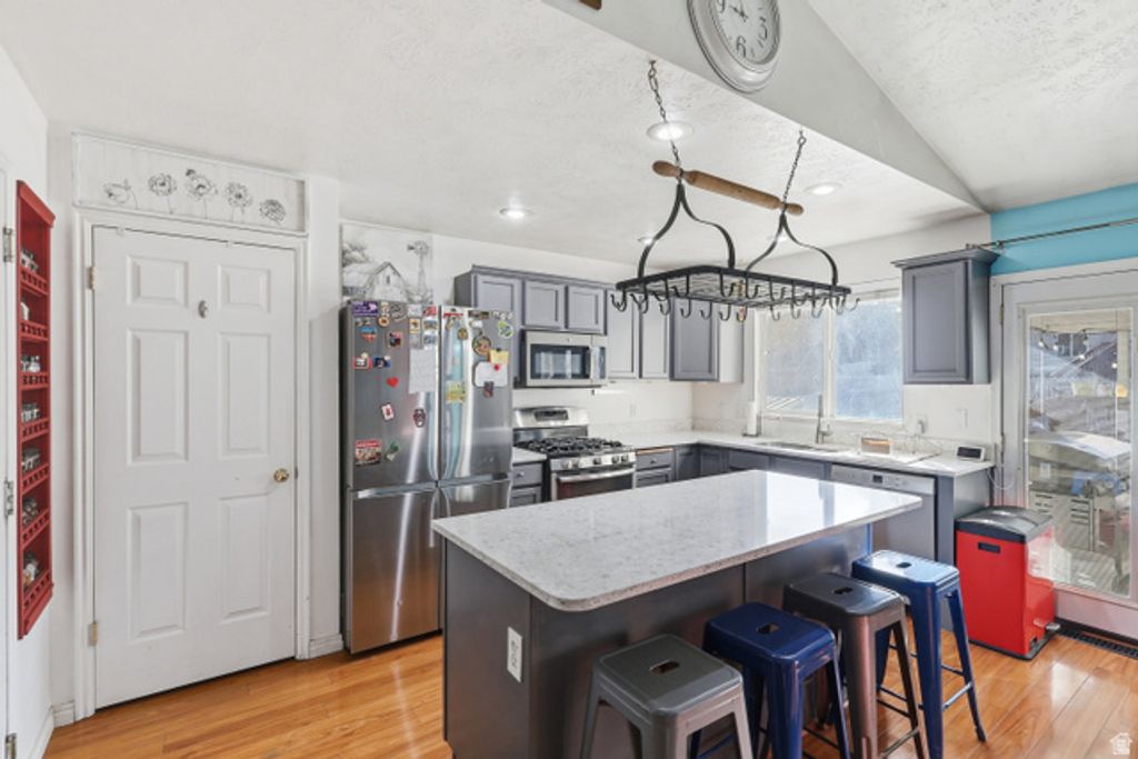 8764 S PEBBLECREEK RD, West Jordan, UT 84081 — photo 2