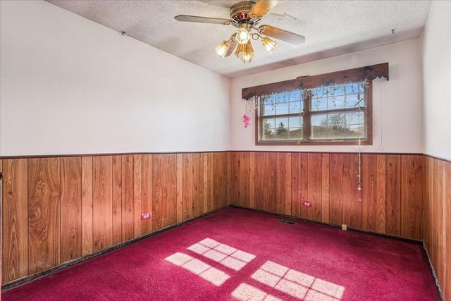 834 River Drive, Carol Stream, IL 60188