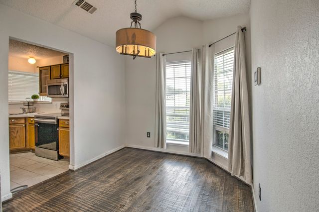 201 Teakwood Lane, Lewisville, TX 75067