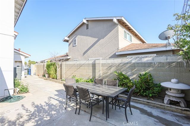9211 Julie Beth, Cypress, CA 90630