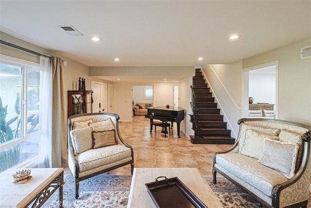 9211 Julie Beth, Cypress, CA 90630