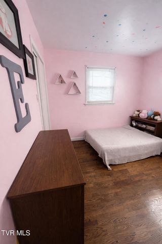 230 Madison Street, Abingdon, VA 24210