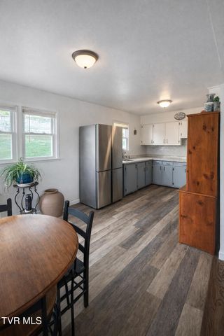 230 Madison Street, Abingdon, VA 24210