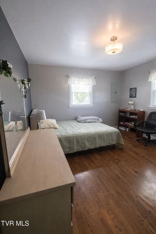 230 Madison Street, Abingdon, VA 24210