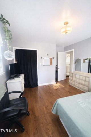 230 Madison Street, Abingdon, VA 24210