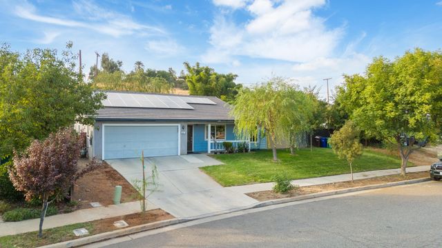 1021 Princeton Avenue, Lindsay, CA 93247
