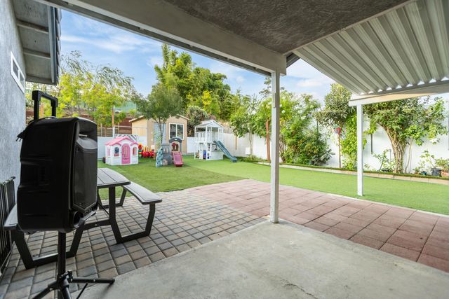 1021 Princeton Avenue, Lindsay, CA 93247