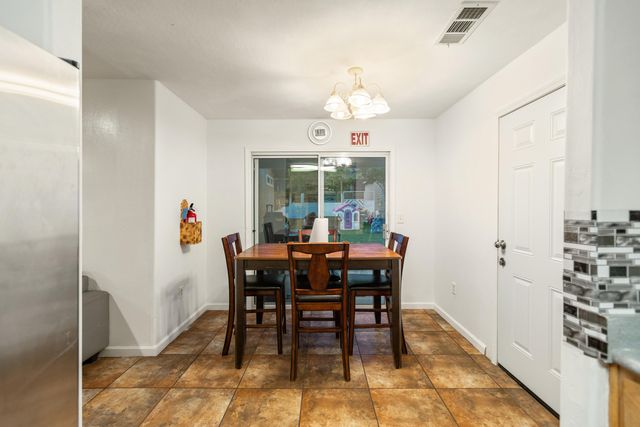 1021 Princeton Avenue, Lindsay, CA 93247