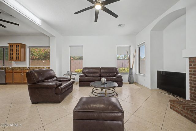 2252 S MCCLELLAND Place, Chandler, AZ 85286