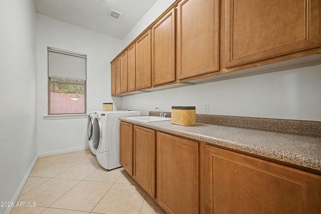2252 S MCCLELLAND Place, Chandler, AZ 85286
