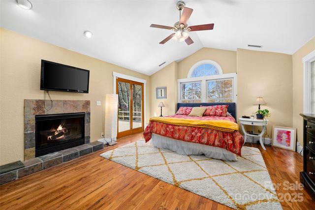 571 Terrys Gap Road, Fletcher, NC 28732