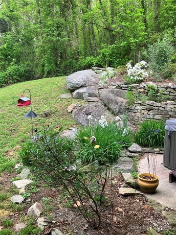 571 Terrys Gap Road, Fletcher, NC 28732