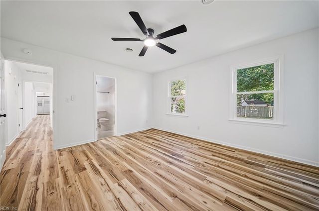 4852 Graystone CT, Virginia Beach, VA 23464