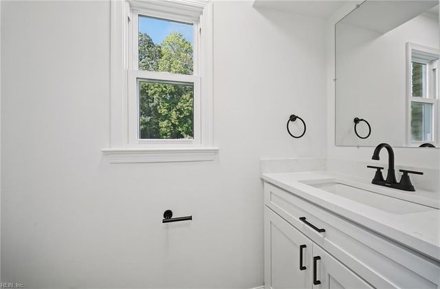 4852 Graystone CT, Virginia Beach, VA 23464