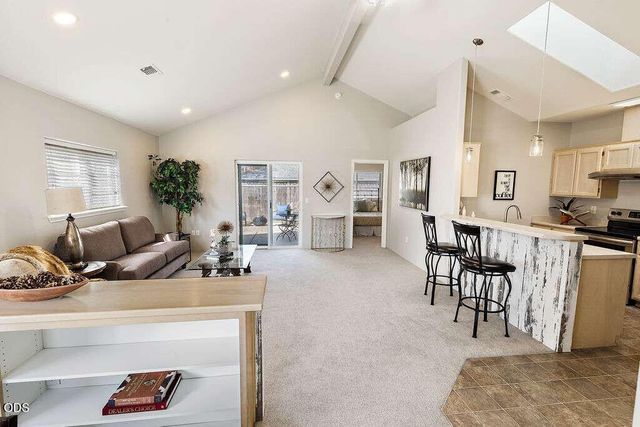 553 Mountain View Drive, Central Point, OR 97502