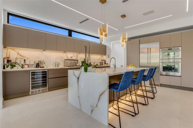 8826 Froude Ave, Surfside, FL 33154