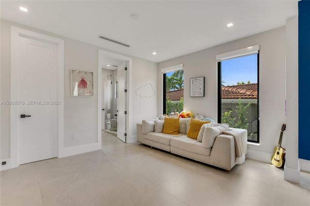 8826 Froude Ave, Surfside, FL 33154