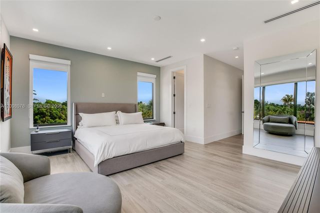 8826 Froude Ave, Surfside, FL 33154