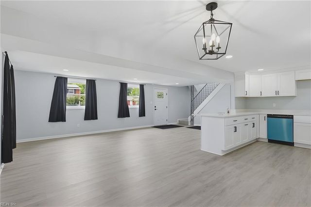 2102 Grimes RD, Hampton, VA 23663