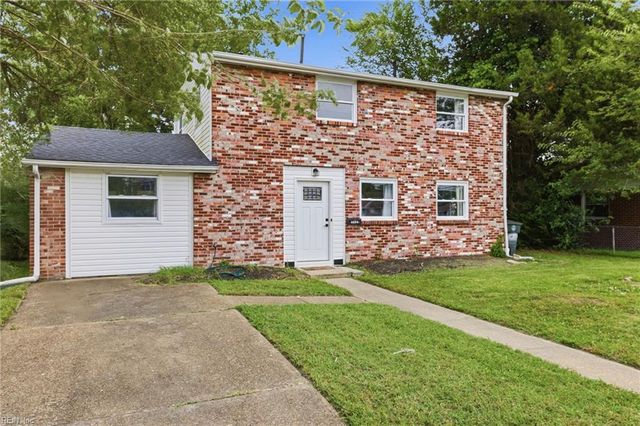 2102 Grimes RD, Hampton, VA 23663