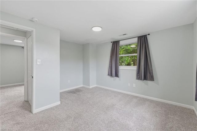 2102 Grimes RD, Hampton, VA 23663