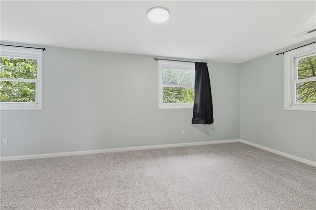 2102 Grimes RD, Hampton, VA 23663