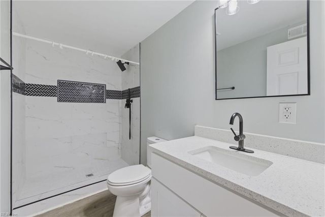 2102 Grimes RD, Hampton, VA 23663