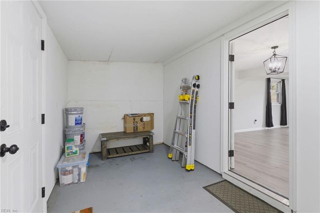 2102 Grimes RD, Hampton, VA 23663