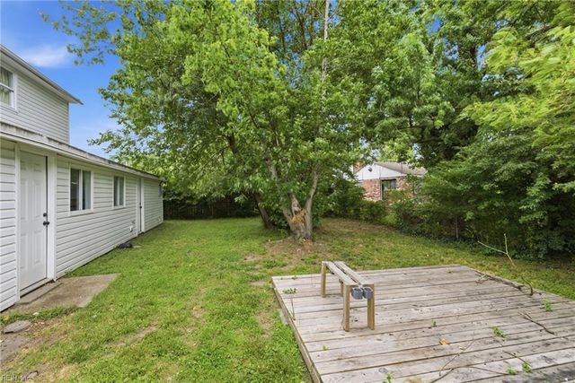 2102 Grimes RD, Hampton, VA 23663