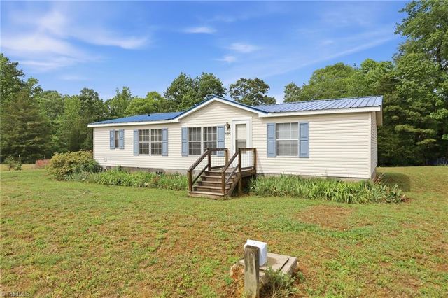 4790 Waynick Meadow Road, Asheboro, NC 27205