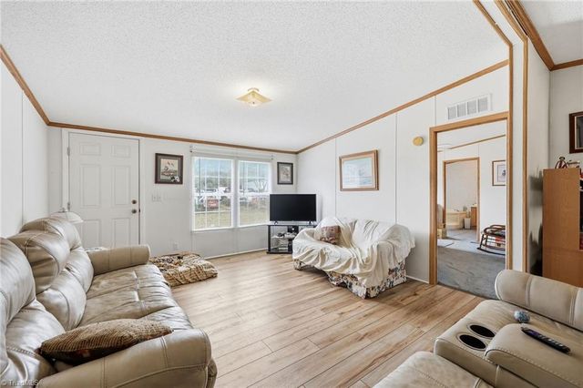 4790 Waynick Meadow Road, Asheboro, NC 27205