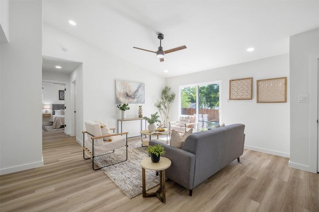 6201 Waycross DR, Austin, TX 78745