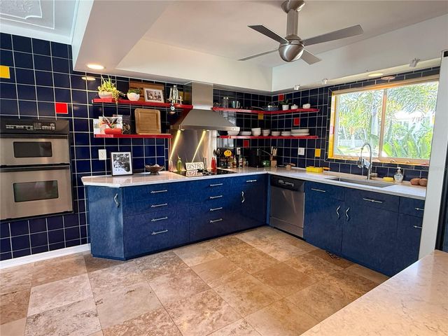 5541 CAPE AQUA DRIVE, Sarasota, FL 34242