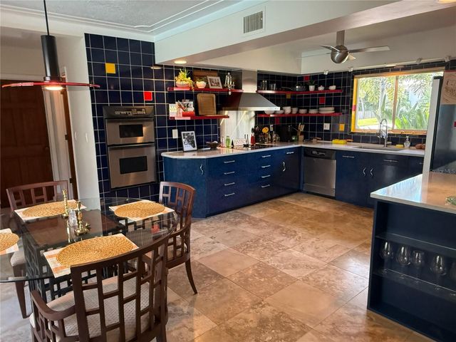 5541 CAPE AQUA DRIVE, Sarasota, FL 34242