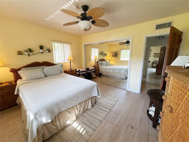 5541 CAPE AQUA DRIVE, Sarasota, FL 34242