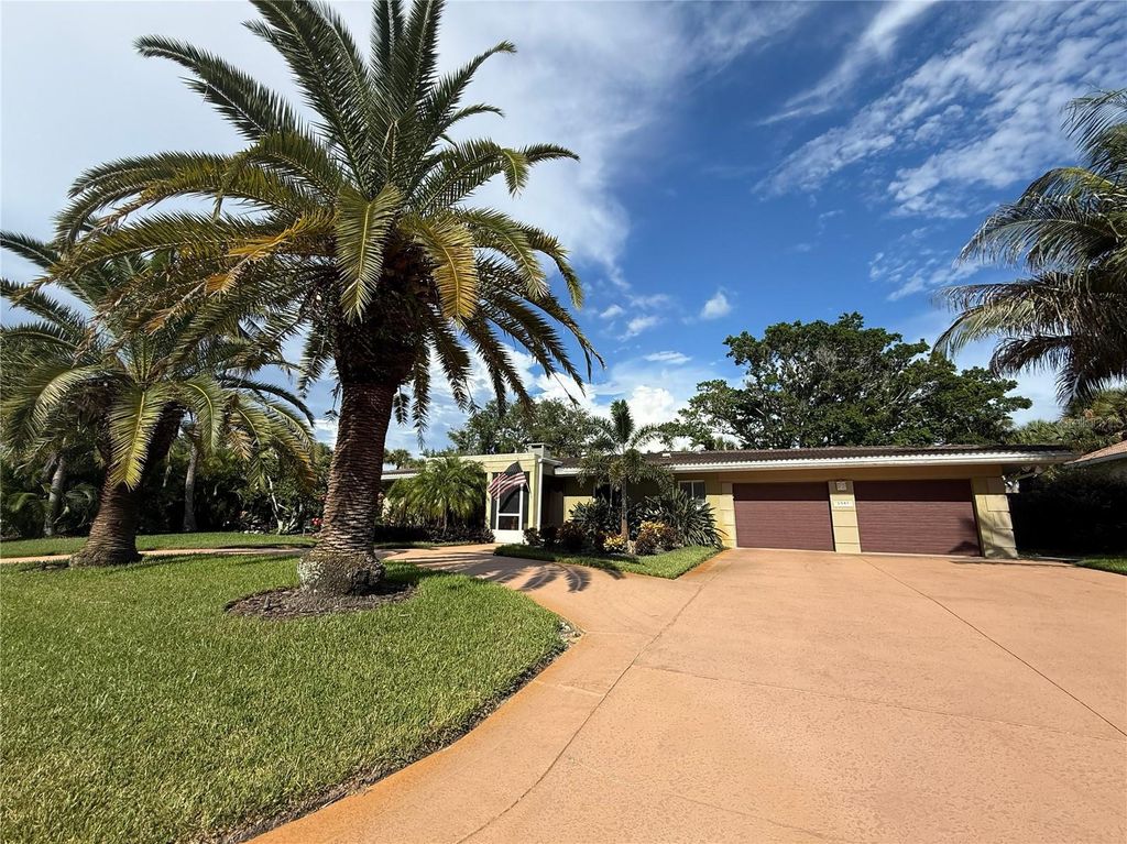 5541 CAPE AQUA DRIVE, Sarasota, FL 34242
