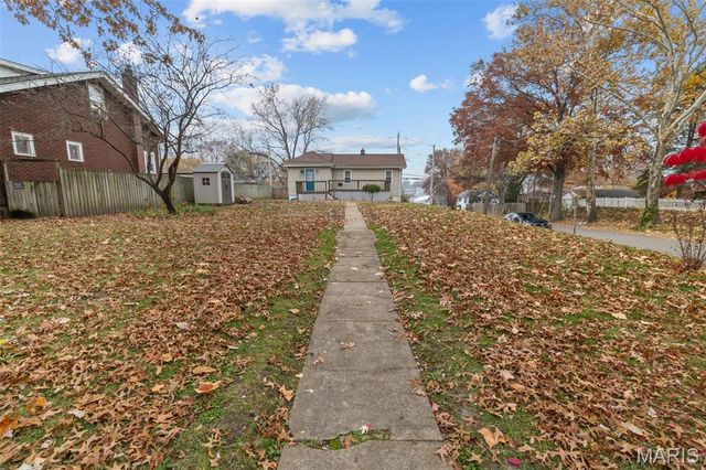 5201 S 37th Street, St Louis, MO 63116